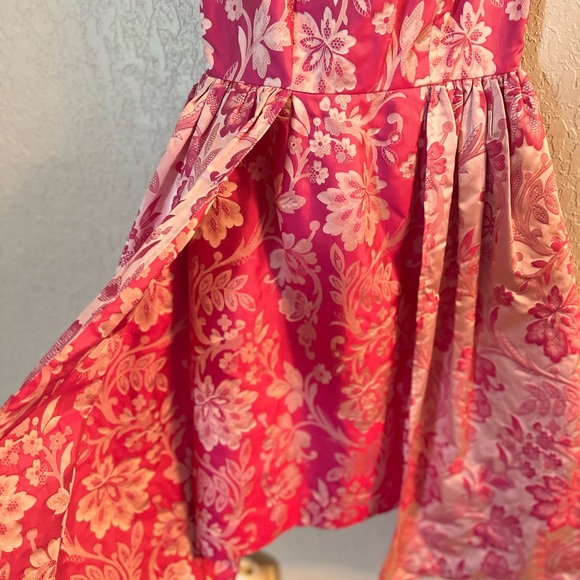 Quality pink dress - Picture 3 of 3